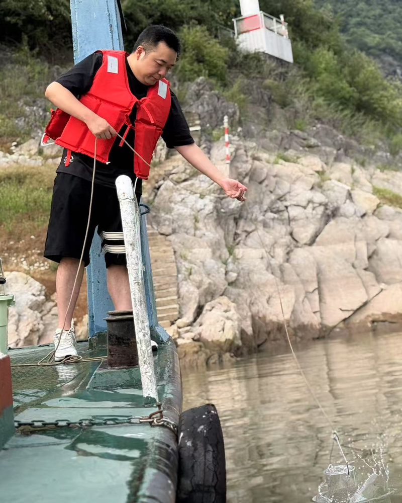 图片7.jpg 图片7.jpg